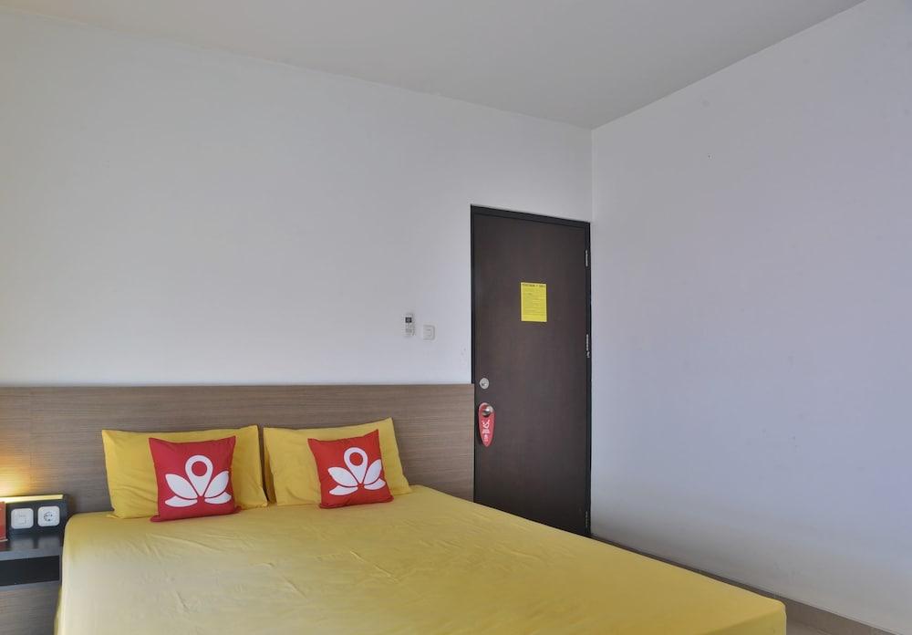 Zen Rooms Setiabudi Barat 雅加达 外观 照片