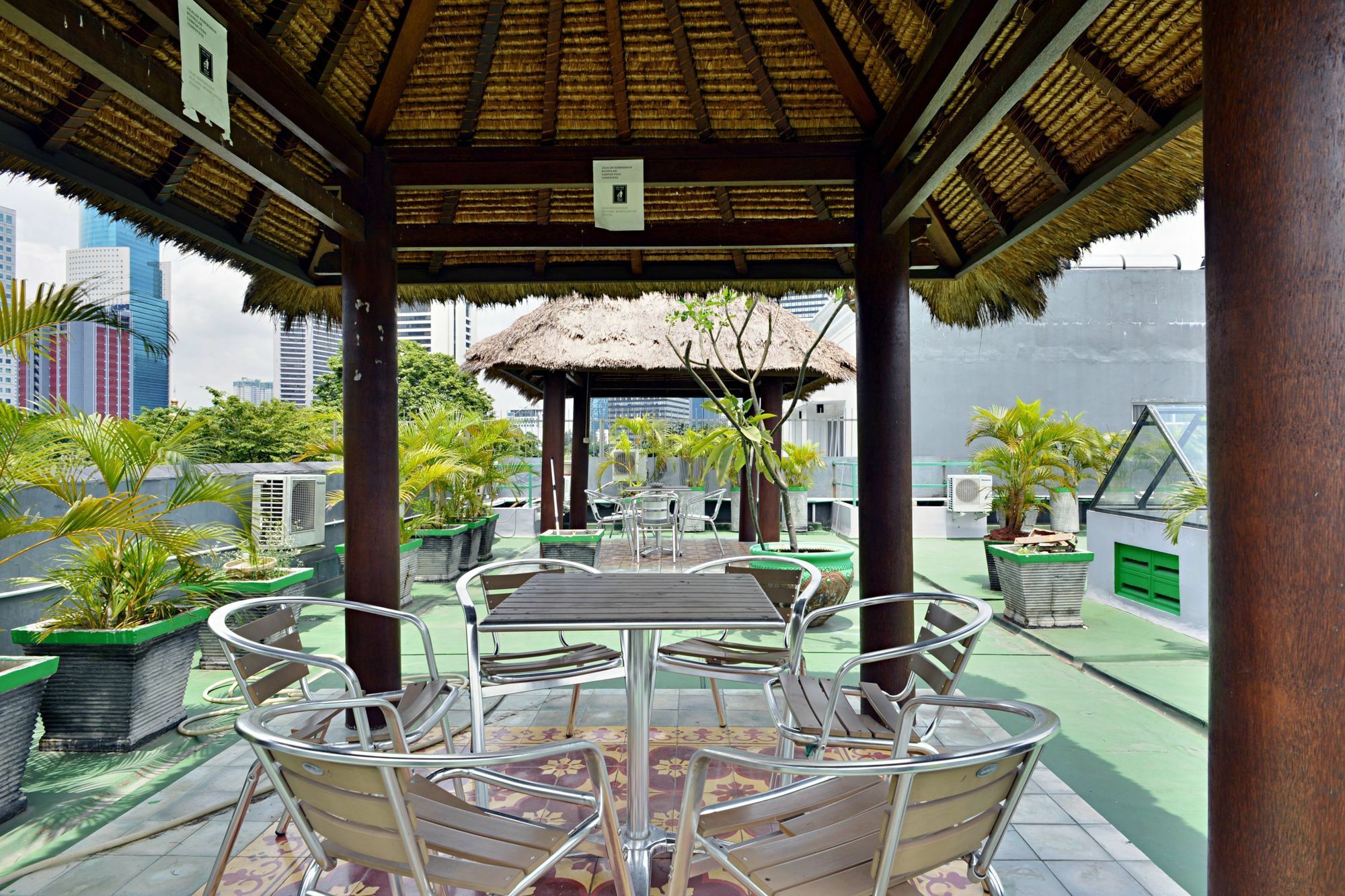 Zen Rooms Setiabudi Barat 雅加达 外观 照片